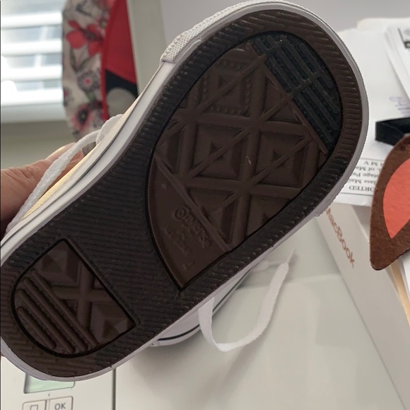 Converse - Picture 5 of 6